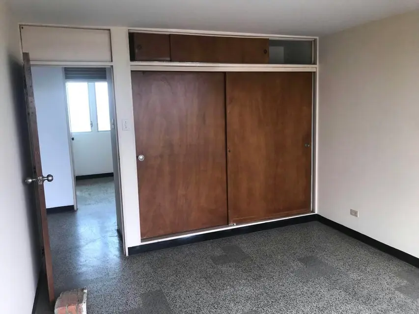 Oficina en Alquiler en Avenida Bella Vista, Zulia - 5