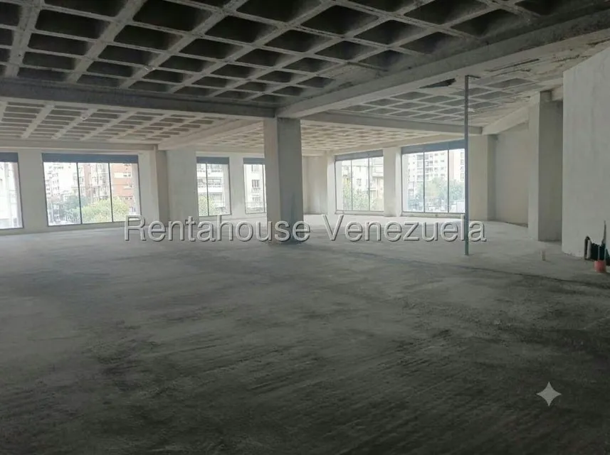 Local Comercial en Alquiler en Las Minas, Miranda - 11