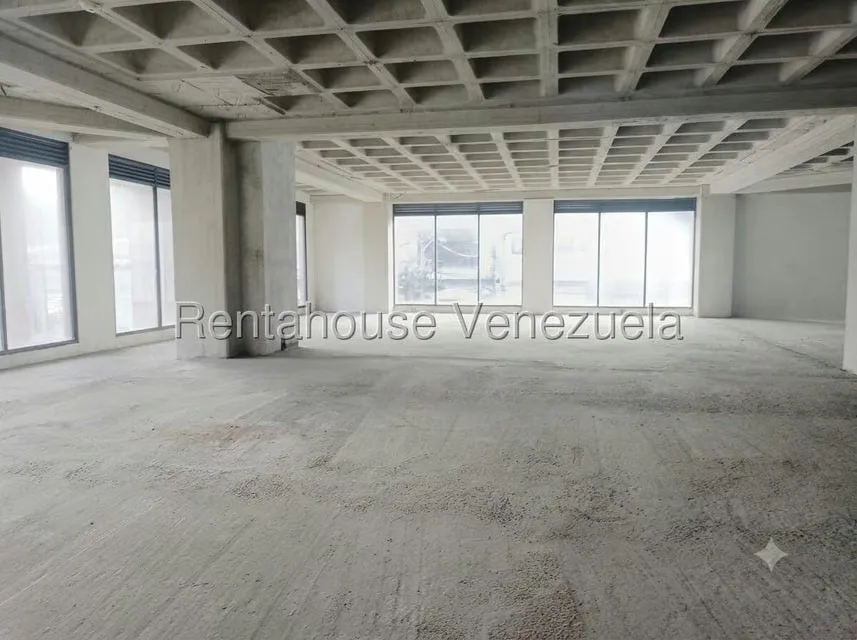 Local Comercial en Alquiler en Las Minas, Miranda - 9