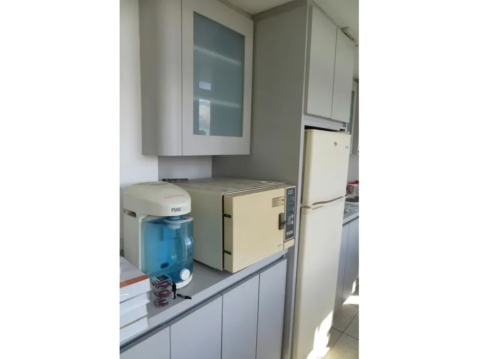 Se vende/alquila oficina/consultorio 215m2 La Castellana 4274 - 14
