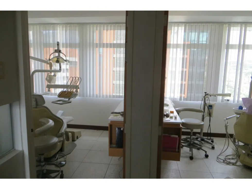 Se vende/alquila oficina/consultorio 215m2 La Castellana 4274 - 16