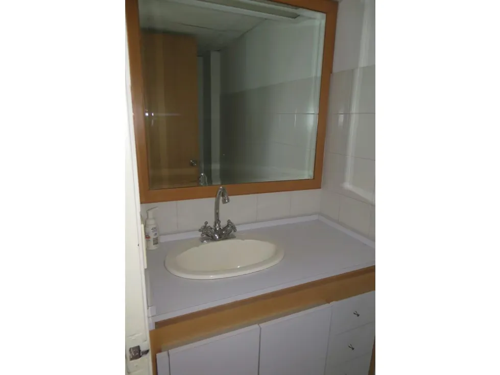 Se vende/alquila oficina/consultorio 215m2 La Castellana 4274 - 19