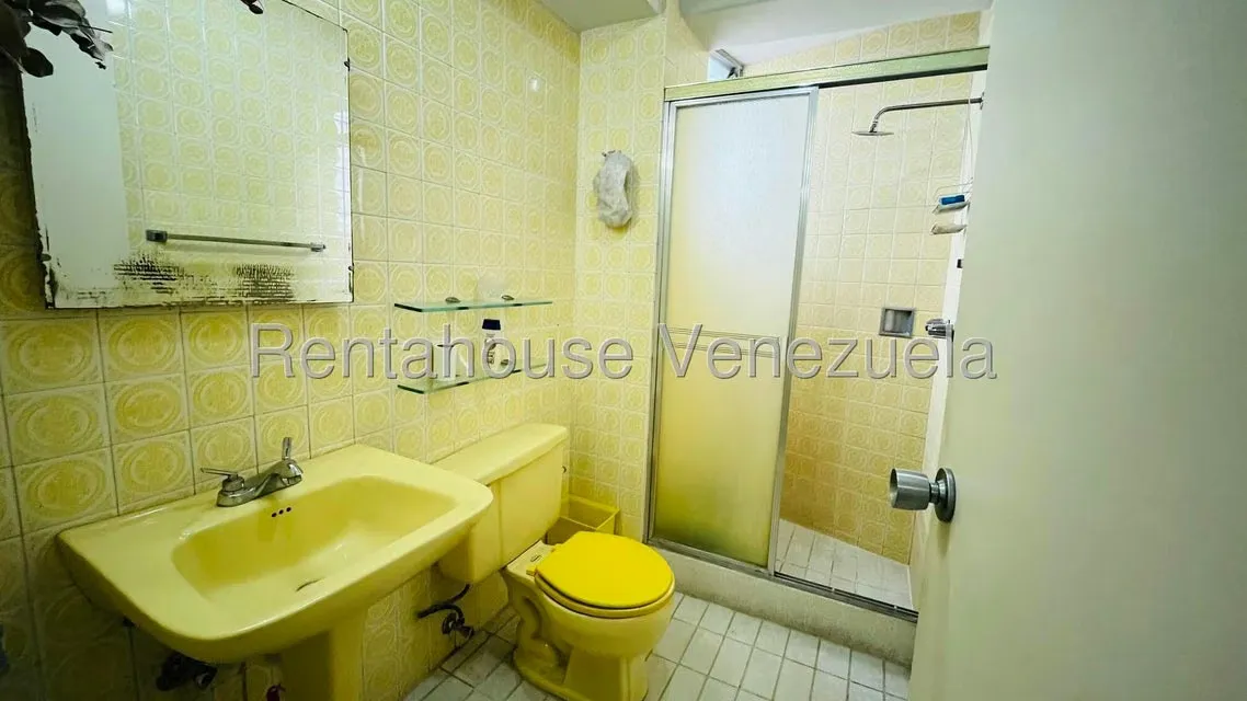 Apartamento (1 Nivel) en Venta en La Urbina, Distrito Metropolitano - 17