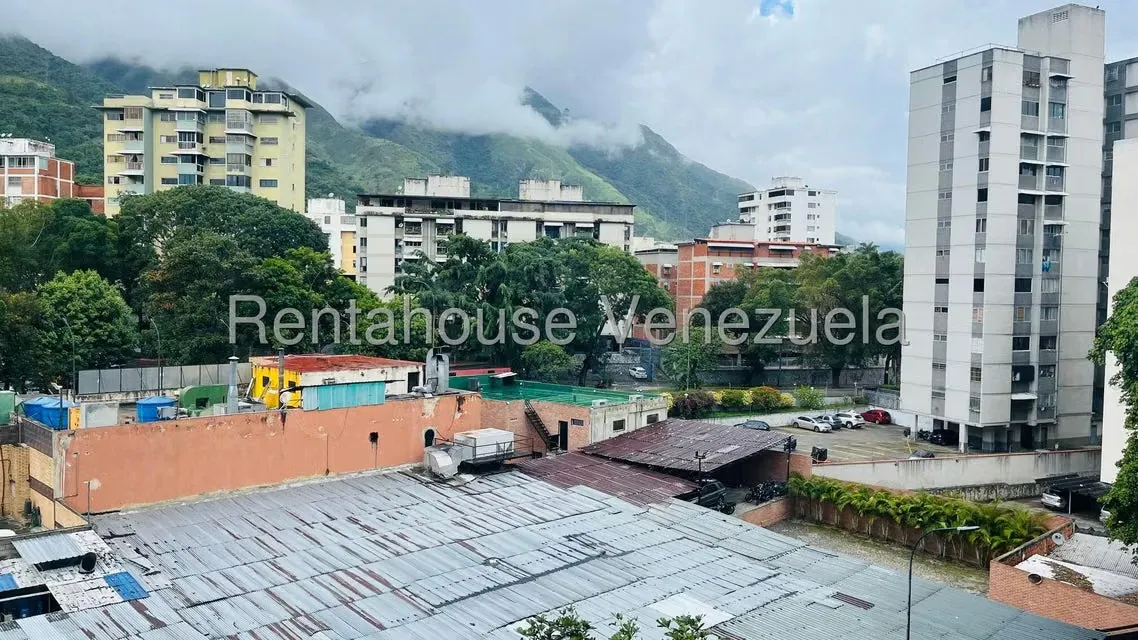 Apartamento (1 Nivel) en Venta en La Urbina, Distrito Metropolitano - 25