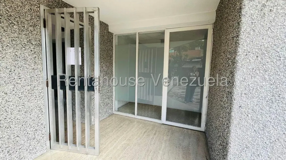 Apartamento (1 Nivel) en Venta en La Urbina, Distrito Metropolitano - 36