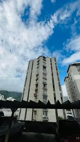 Vista 44