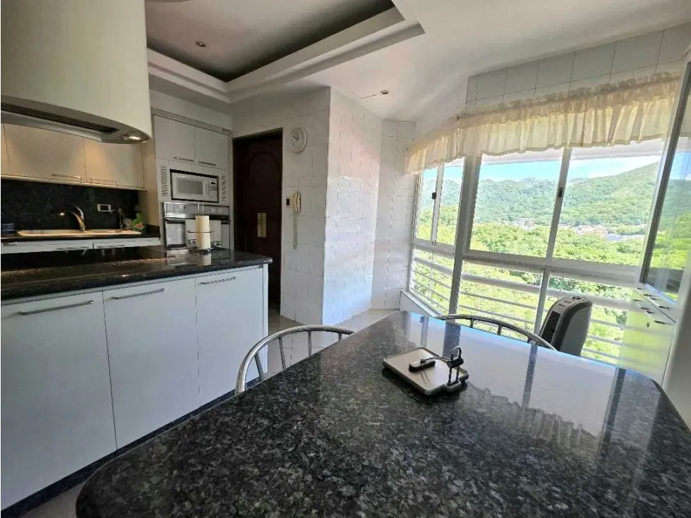 Vendo apartamento en calle cerrada 530m2 Urb. Prebo 8421 - 8