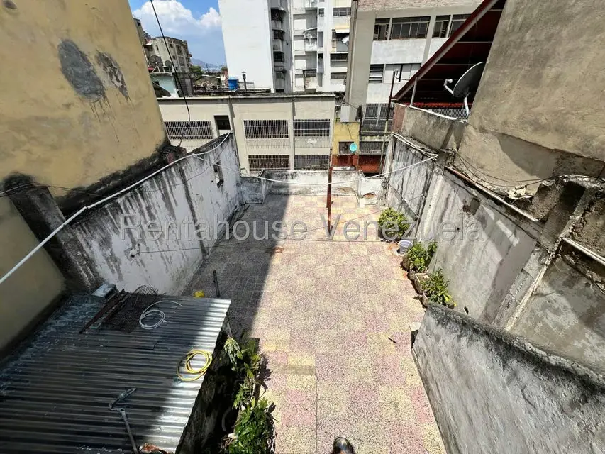 Casa (Multipes Niveles) en Venta en Parroquia Altagracia, Distrito Metropolitano - 14