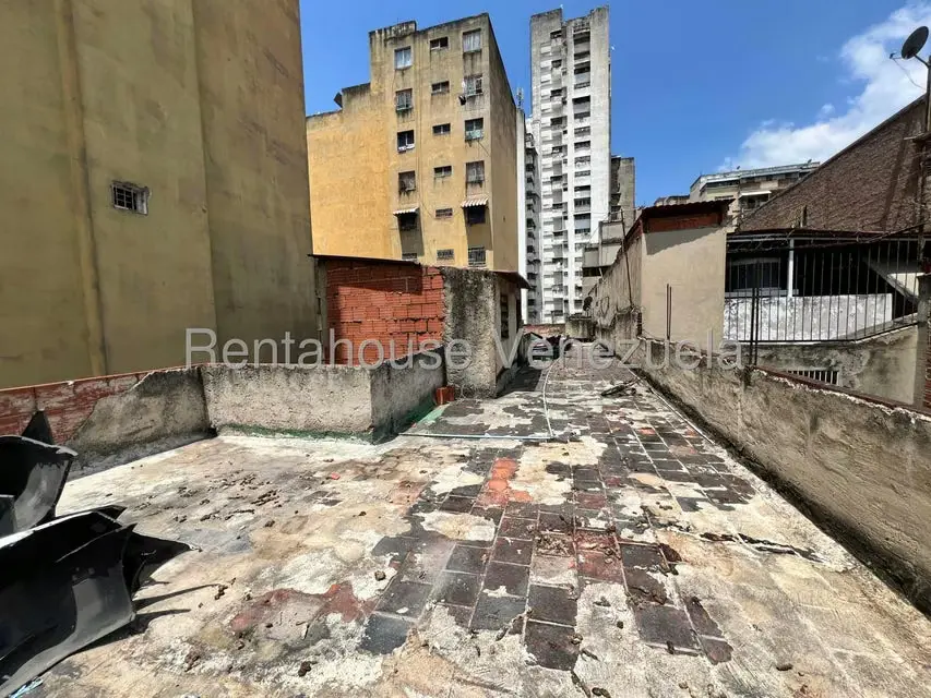 Casa (Multipes Niveles) en Venta en Parroquia Altagracia, Distrito Metropolitano - 15