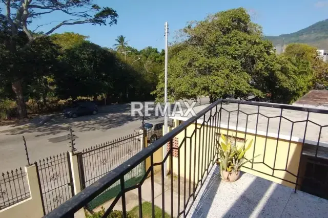 En venta casa en La Asunción - isla de Margarita: amplios espacios en una gran ubicación - 3