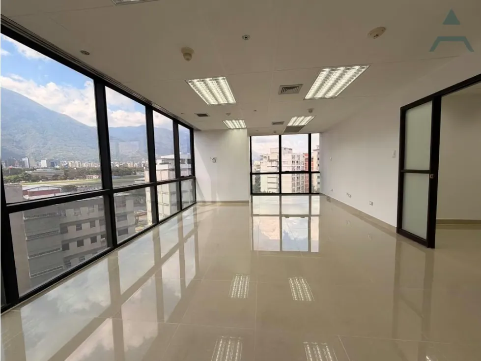 Se alquila Oficina 313m² 3b/2p Chuao - 4