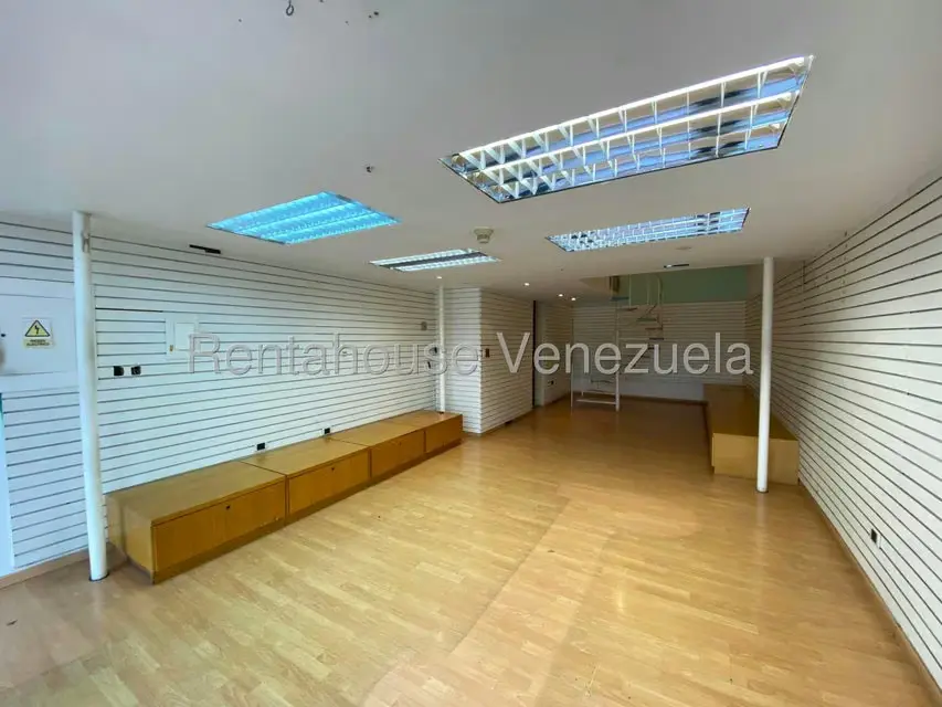 Local Comercial en Alquiler en Prados del Este, Distrito Metropolitano - 4