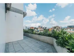 View 10