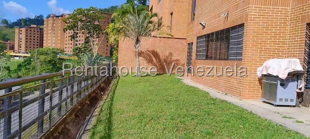 Apartamento (1 Nivel) en Venta en La Tahona, Distrito Metropolitano - 12