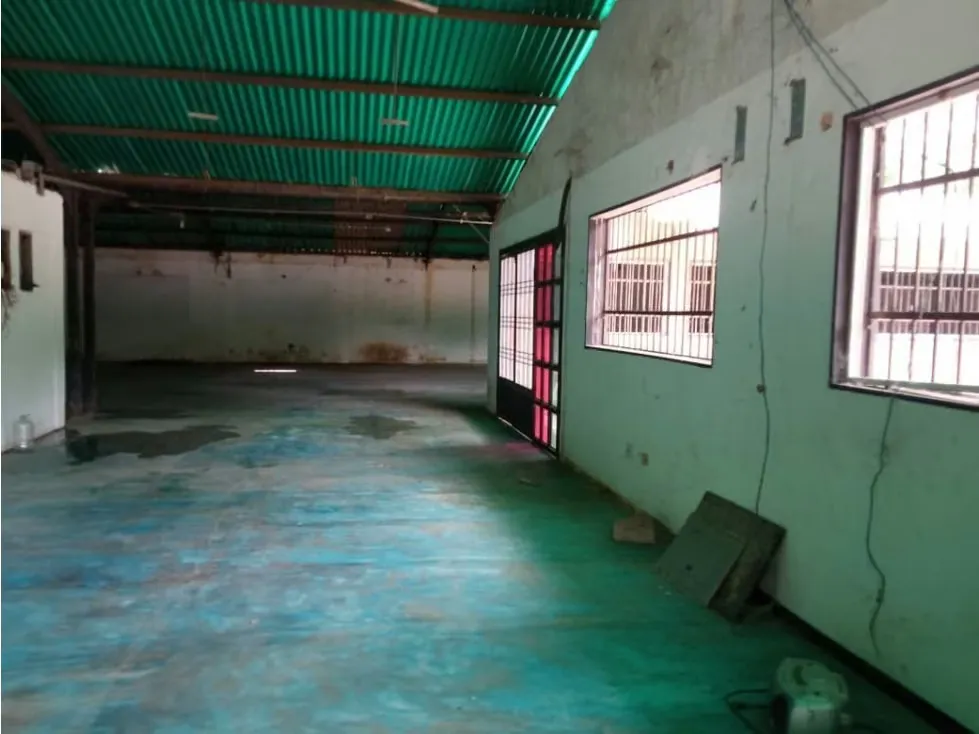 Galpón en venta 3000m², Zona Industrial de Charallave - 11