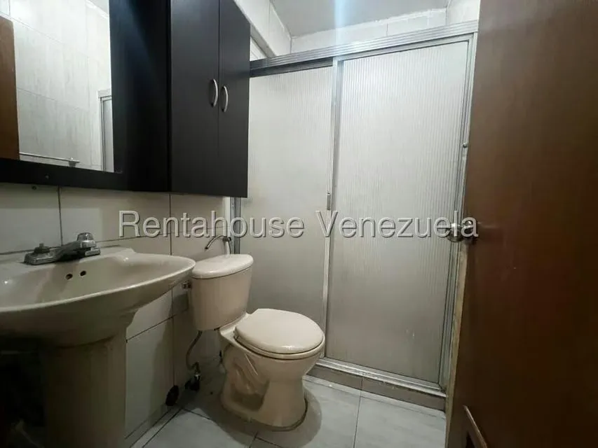Apartamento (Multiples Niveles) en Venta en Las Tarabas, Zulia - 11