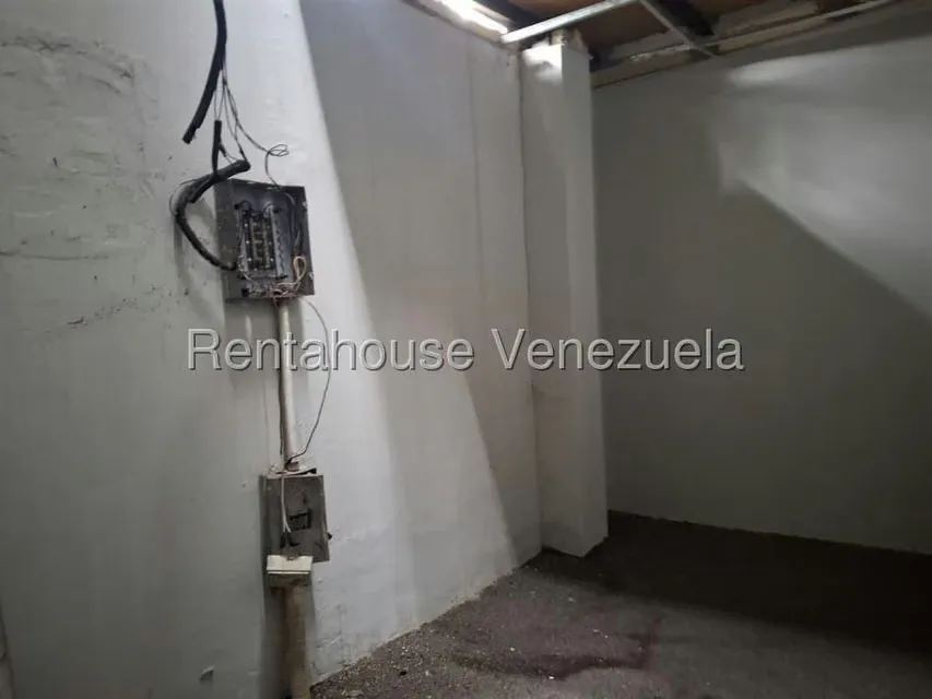 Local Comercial en Alquiler en Trapichito, Miranda - 16