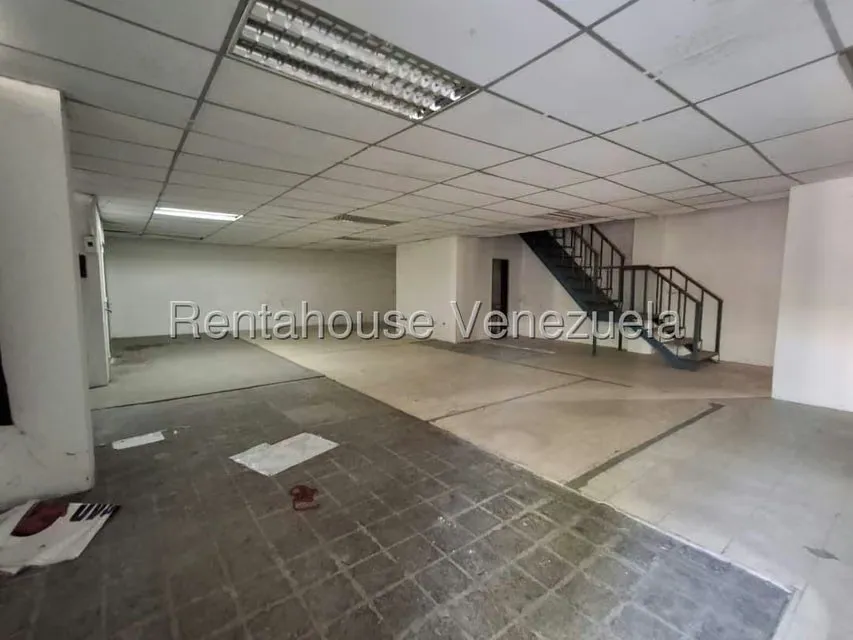 Local Comercial en Alquiler en Trapichito, Miranda - 2