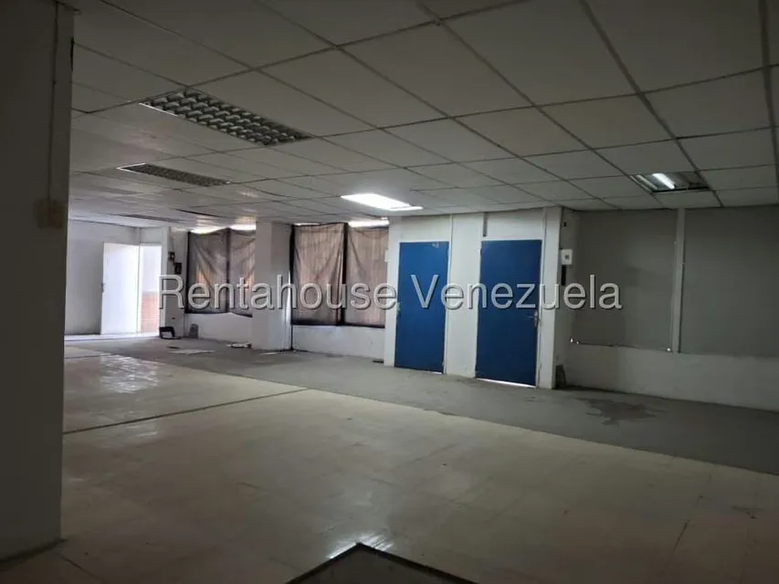 Local Comercial en Alquiler en Trapichito, Miranda - 4