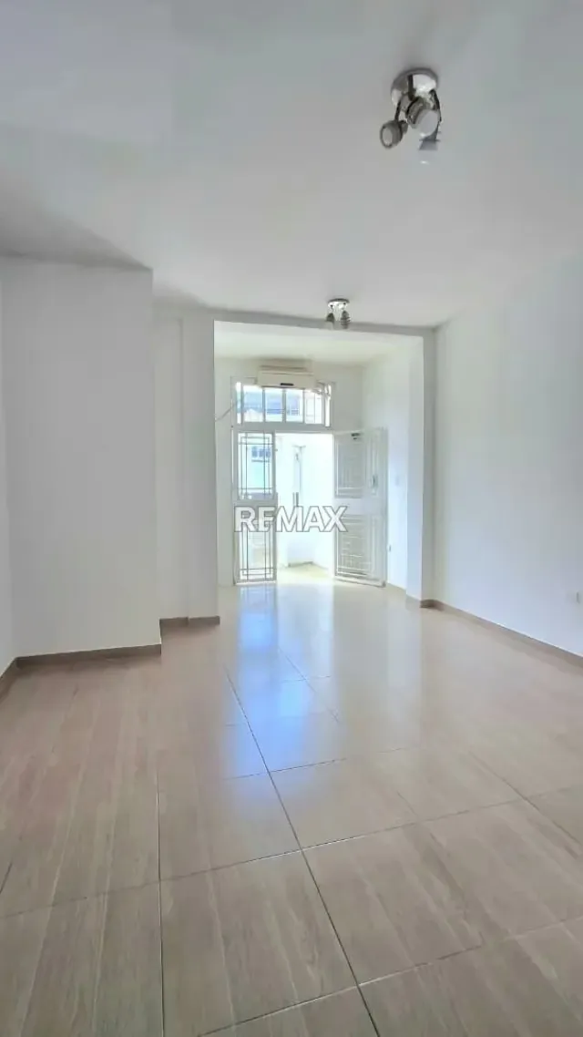 LOCAL COMERCIAL EN ALQUILER EN BARRIO OBRERO - 6