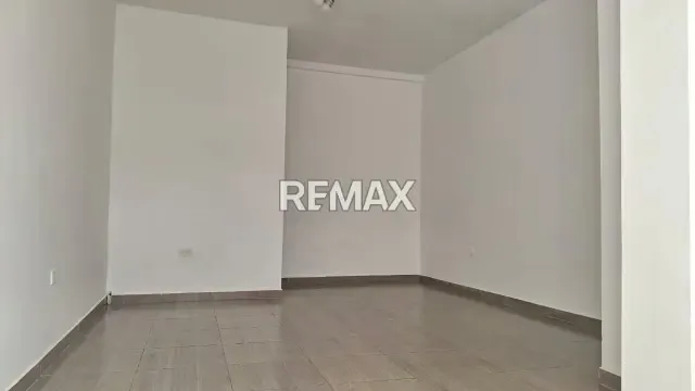 LOCAL COMERCIAL EN ALQUILER EN BARRIO OBRERO - 7
