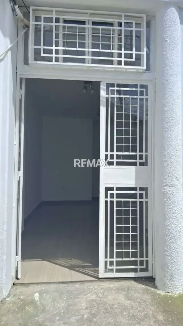LOCAL COMERCIAL EN ALQUILER EN BARRIO OBRERO - 9