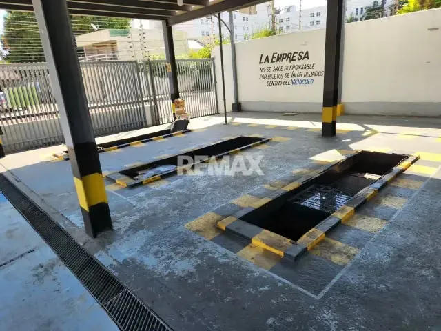 Centro de lubricación y autolavado en alquiler en Cecilio Acosta - 18
