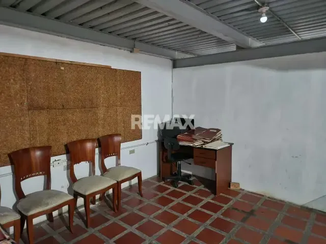 Centro de lubricación y autolavado en alquiler en Cecilio Acosta - 7