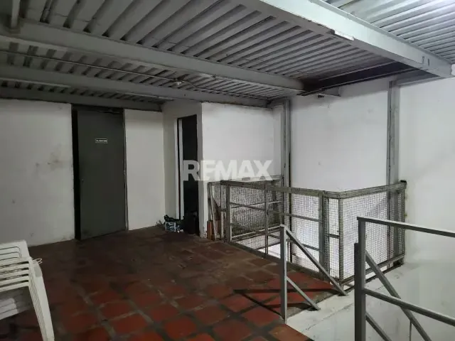 Centro de lubricación y autolavado en alquiler en Cecilio Acosta - 9