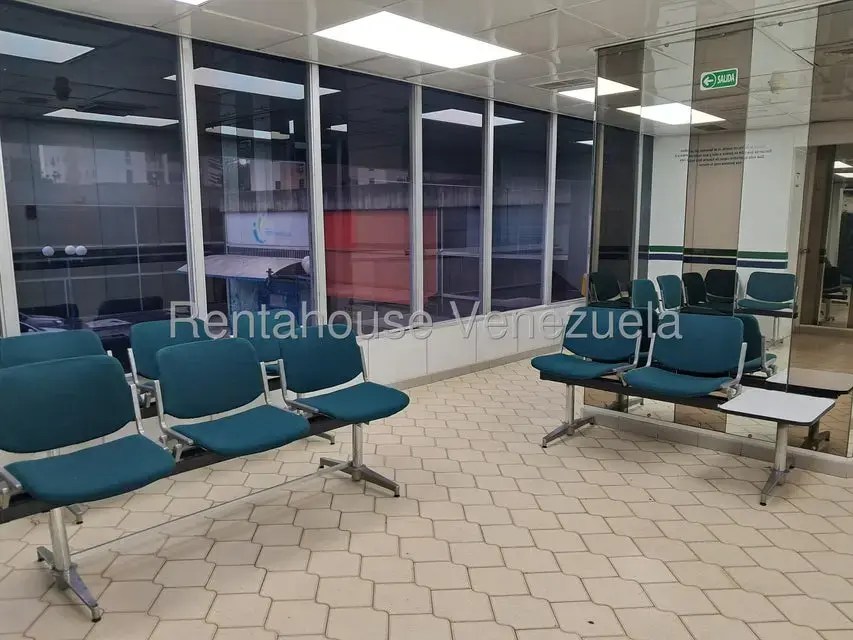 Local Comercial en Venta en La Urbina, Distrito Metropolitano - 3