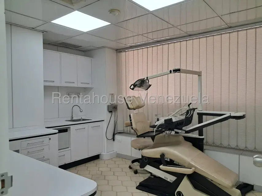Local Comercial en Venta en La Urbina, Distrito Metropolitano - 4
