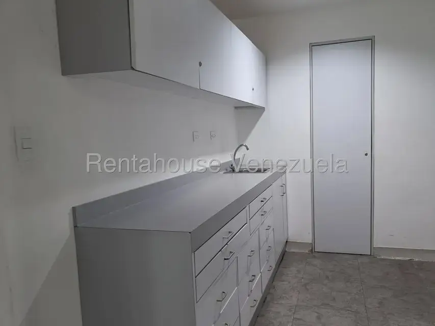 Local Comercial en Venta en La Urbina, Distrito Metropolitano - 7