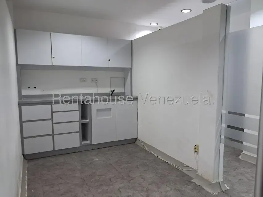 Local Comercial en Venta en La Urbina, Distrito Metropolitano - 8