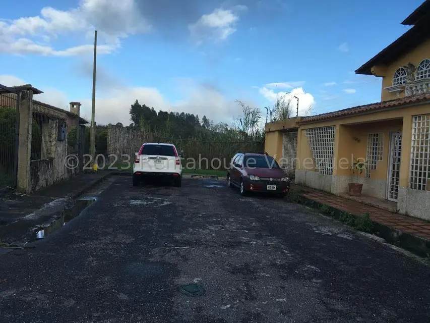 Casa (Multipes Niveles) en Venta en Parque el Retiro, Miranda - 25