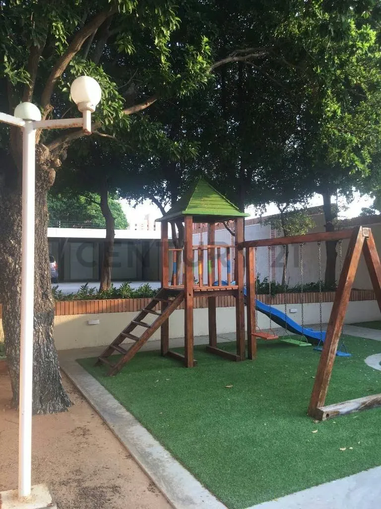 Alquiler Apartamento edif. Piedra Luna, en la Lago, Maracaibo con Planta y Pozo - 2