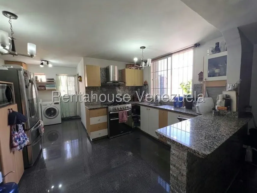 Apartamento (1 Nivel) en Venta en La Urbina, Distrito Metropolitano - 9