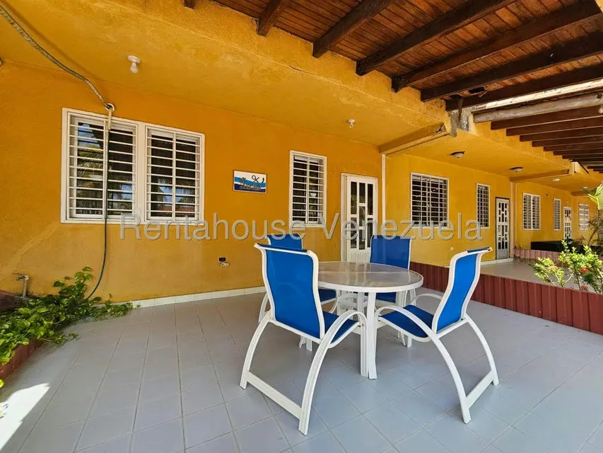 Townhouse (Duplex) en Venta en Tucacas, Falcon - 33