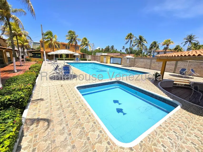 Townhouse (Duplex) en Venta en Tucacas, Falcon - 37
