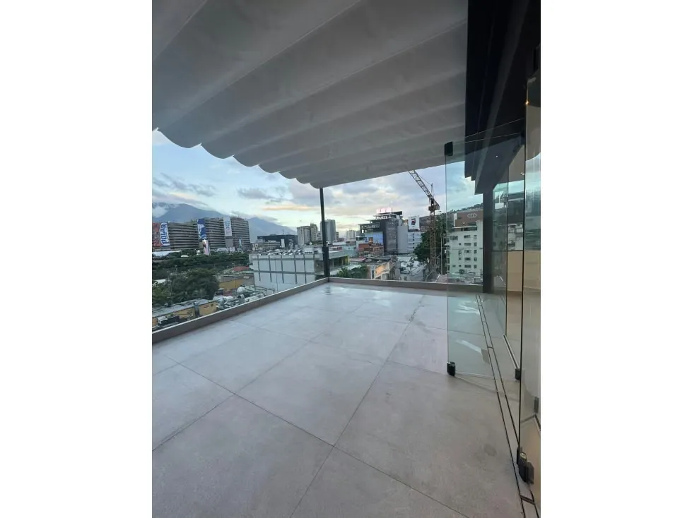 Se alquila Local comercial 310m² 3B/2E Las Mercedes - 7