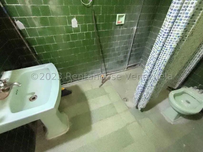 Comercial (Local Comercial) en Venta en Zona Centro, Aragua - 24