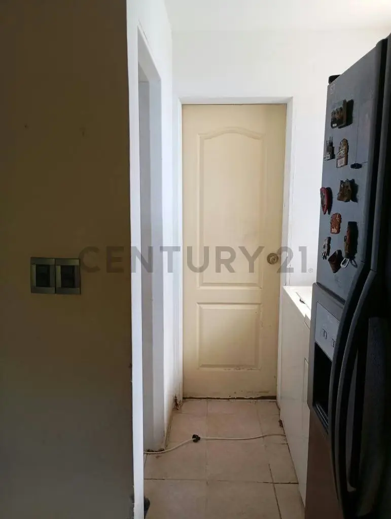Amplia Casa, con fines residencial y comercial. - 17