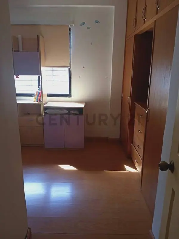 Amplia Casa, con fines residencial y comercial. - 2