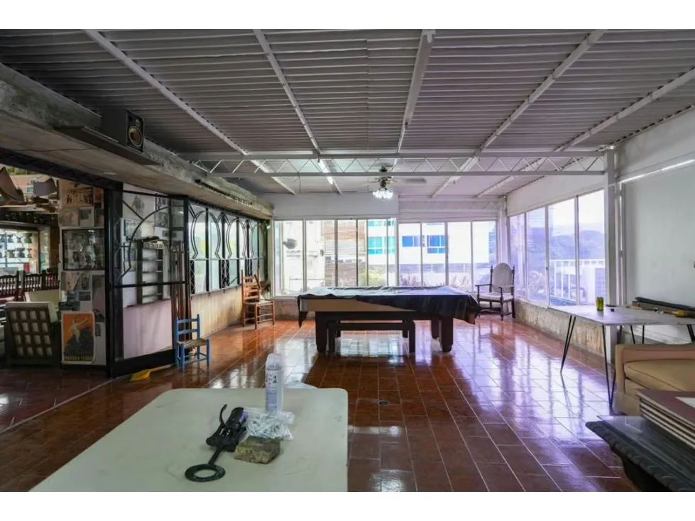 Edificio comercial y residencial en venta en Las Mercedes - 13