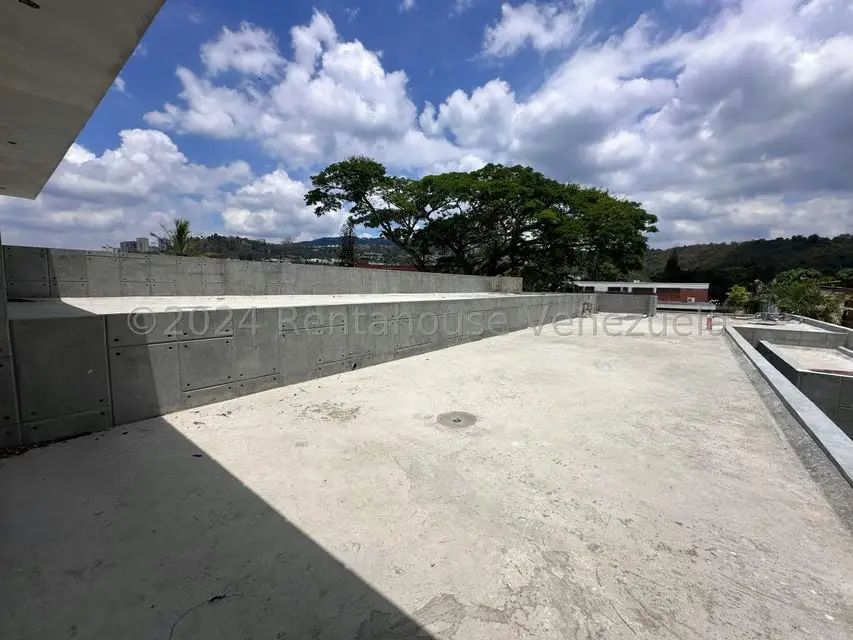 Casa (1 Nivel) en Venta en Prados del Este, Distrito Metropolitano - 12