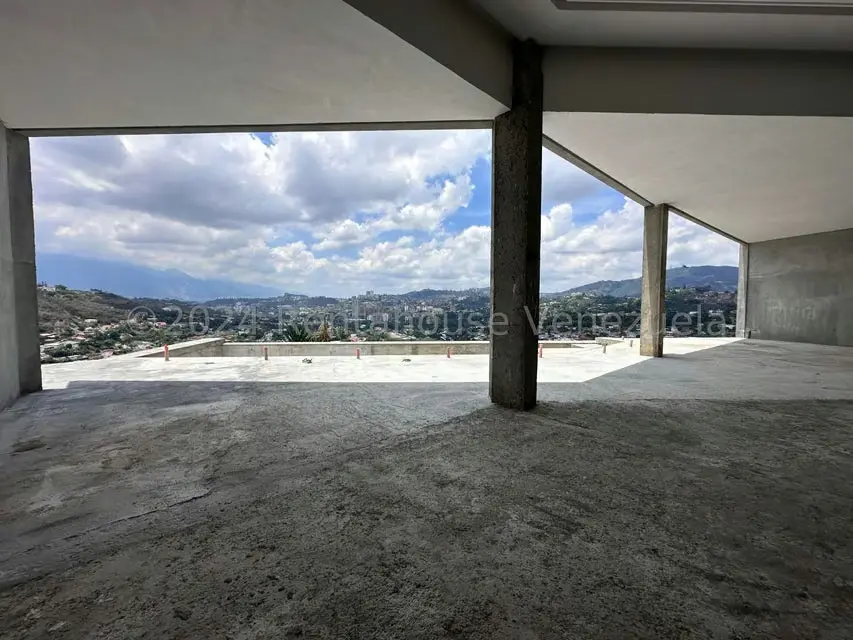 Casa (1 Nivel) en Venta en Prados del Este, Distrito Metropolitano - 21