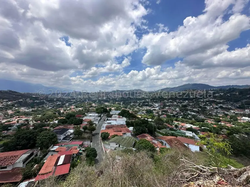 Casa (1 Nivel) en Venta en Prados del Este, Distrito Metropolitano - 27