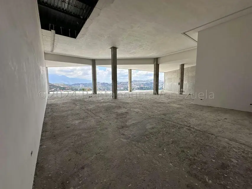 Casa (1 Nivel) en Venta en Prados del Este, Distrito Metropolitano - 28