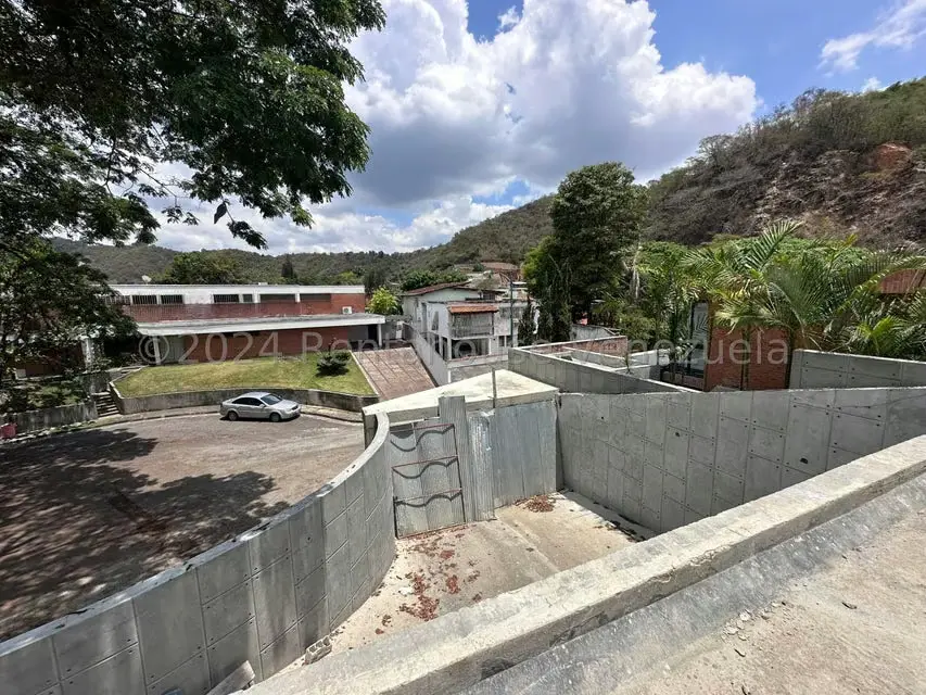 Casa (1 Nivel) en Venta en Prados del Este, Distrito Metropolitano - 8