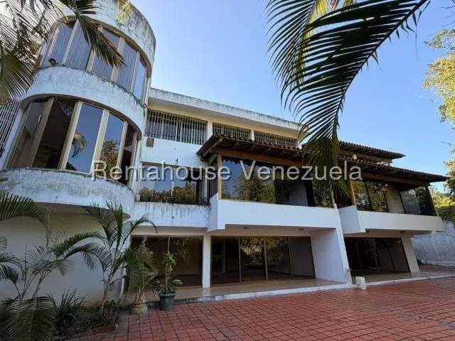Casa (Multipes Niveles) en Venta en Colinas del Tamanaco, Distrito Metropolitano