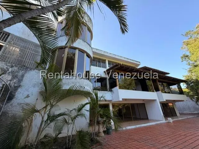 Casa (Multipes Niveles) en Venta en Colinas del Tamanaco, Distrito Metropolitano - 35